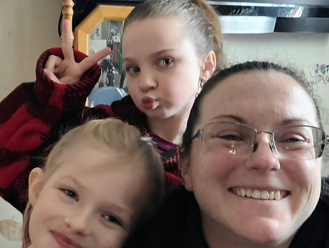 Tiffany Riggle Obituary: 38-Year-Old Mount Vernon Woman Dies in Crash at State Route 62 & West Franklin Road; Posey County Investigation Underway.